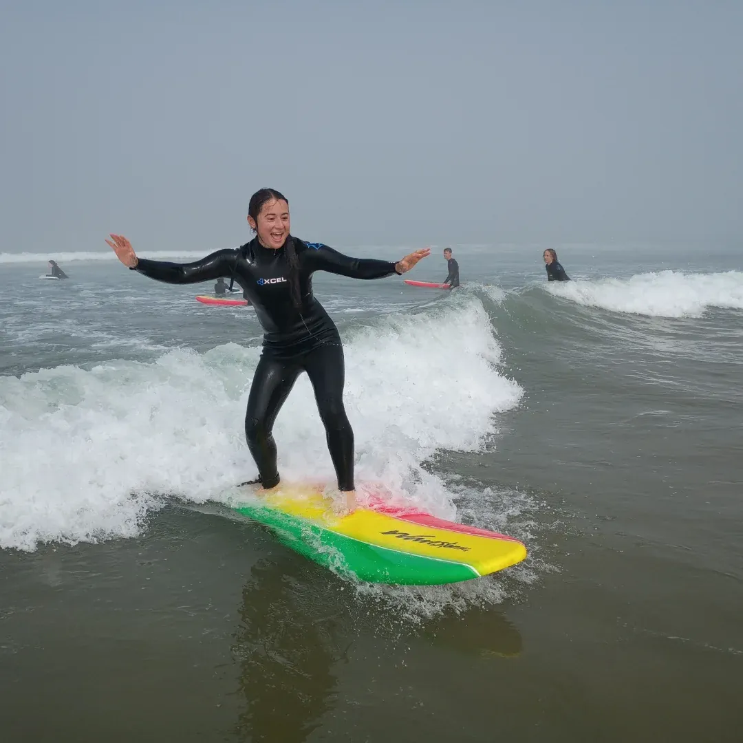 Group surf lesson in Avila Beach